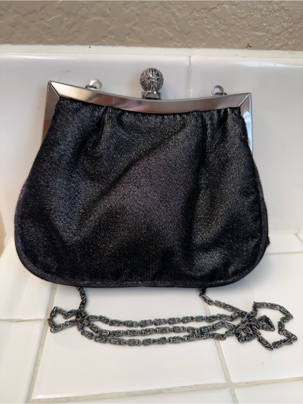 Elegant Hillard and Hansen black Evening bag with Silver Frame 5x7